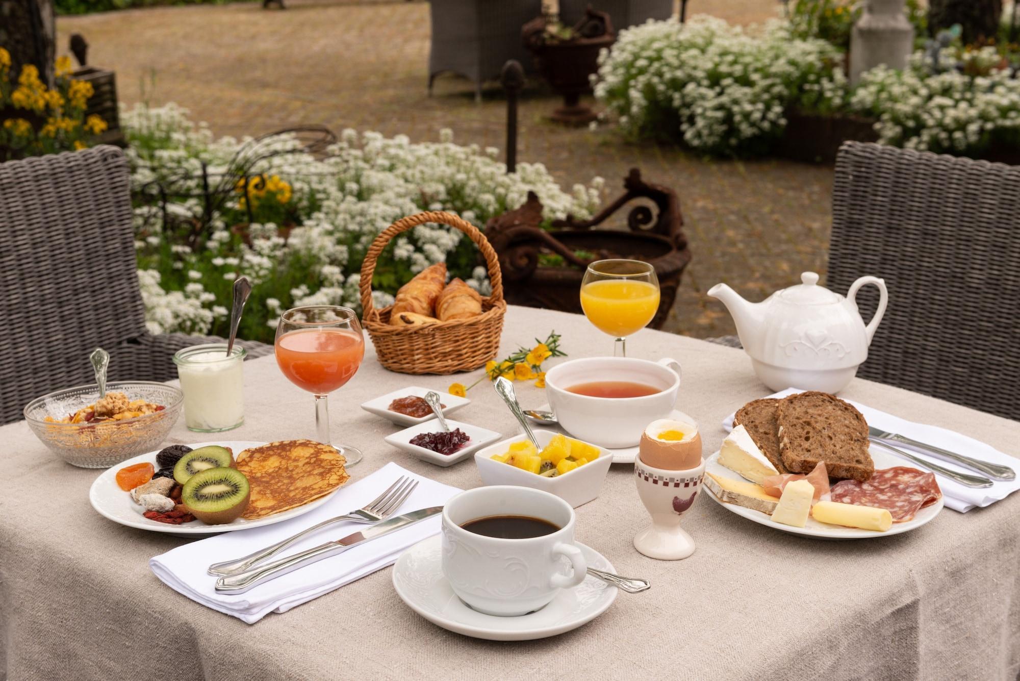 Domaine De Beaupre - Hotel The Originals Relais กีบวิลเลอร์ ภายนอก รูปภาพ